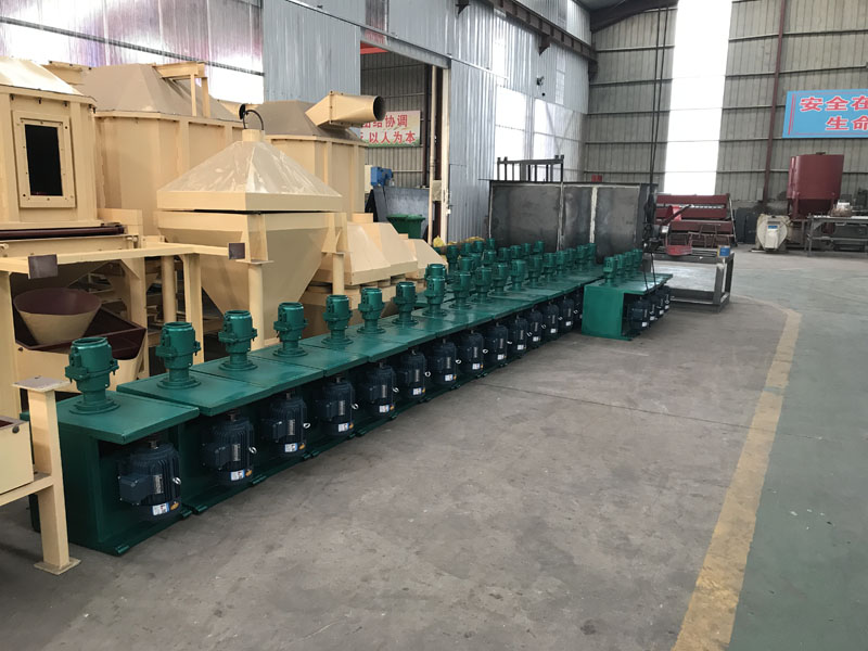 小型飼料顆粒機.jpg